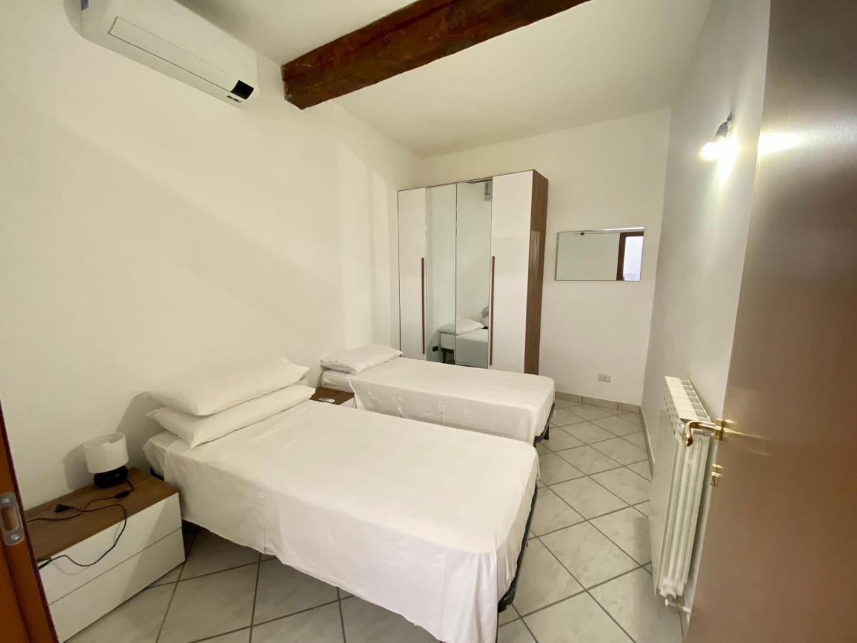 La Casetta Di VI Sutri Extérieur photo